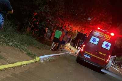 Imagem da notícia Discussão por som alto termina em morte de padrasto e enteado ferido na cabeça em São Gabriel do Oeste